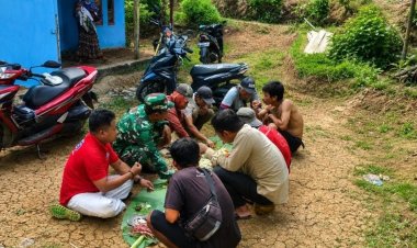 Makan Bersama Jadi Momen Kebersamaan Satgas TMMD Ke-129 dan Warga