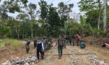 Batu demi Batu, Satgas TMMD 129 Kodim 0601/Pandeglang Membuka Jalan Harapan Warga
