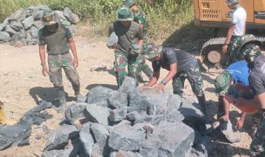 Batu Demi Batu, Satgas TMMD Ke-129 Kodim 0601/Pandeglang Wujudkan Jalan Impian Warga
