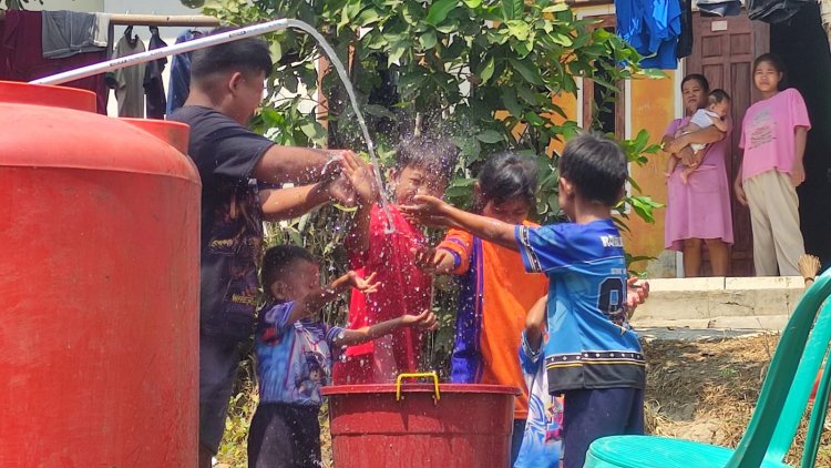TMMD 129 Pandeglang: Hadirnya Sumur Bor, Menambah Keceriaan Anak  anak Pangburangan