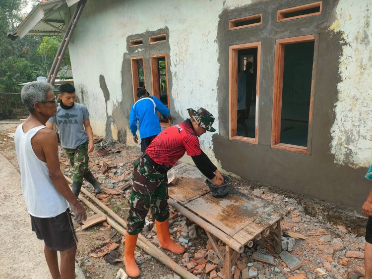 Melalui TMMD, Sarana Ibadah Masyarakat Babakan Kaju Mendapat Perhatian